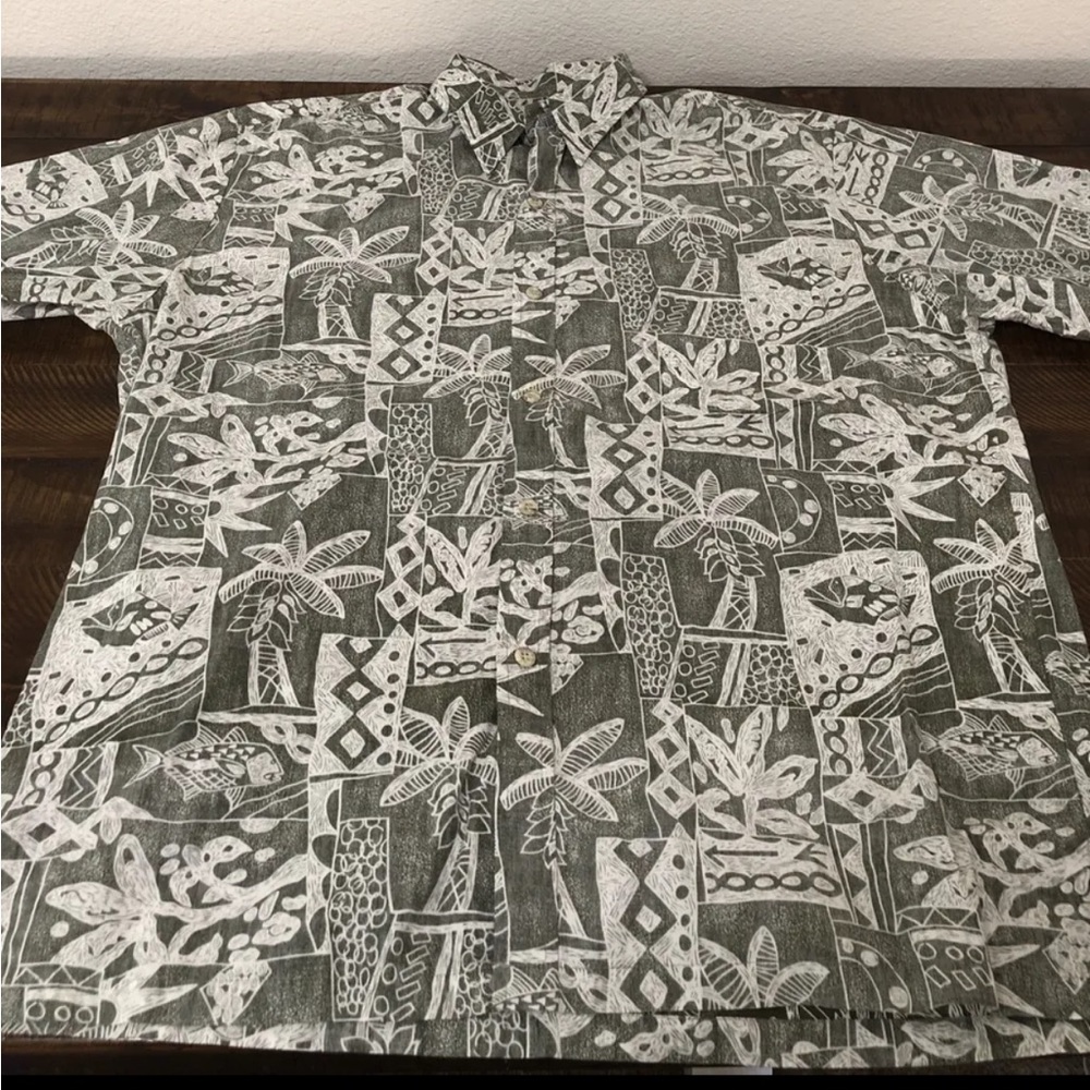 Cooke Street Honolulu Mens XL Short Sleeve Button Up Floral Hawaiian Shirt